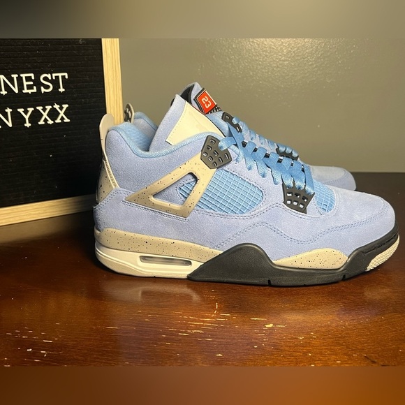 Air Jordan 4 unc retro sz 8M - Picture 5 of 8